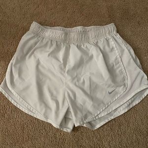 Nike Long Win shorts